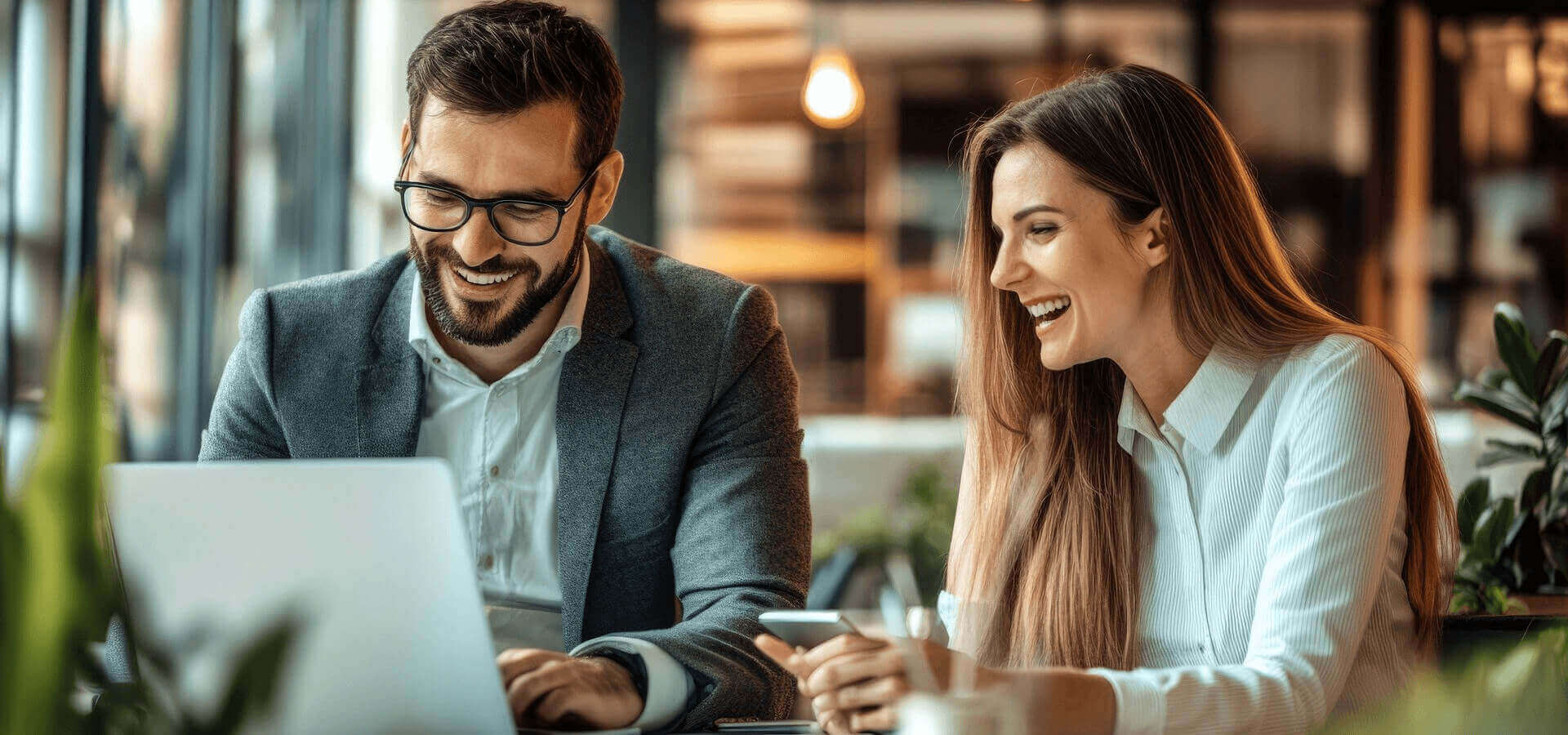 NST! Best Provider of Dining Tables